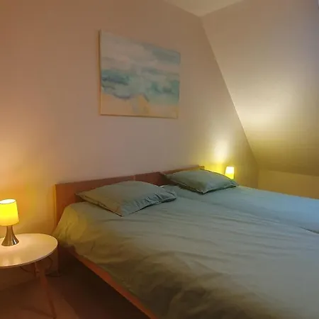 D'hotes Le Matou Roux 住宿加早餐酒店 3*